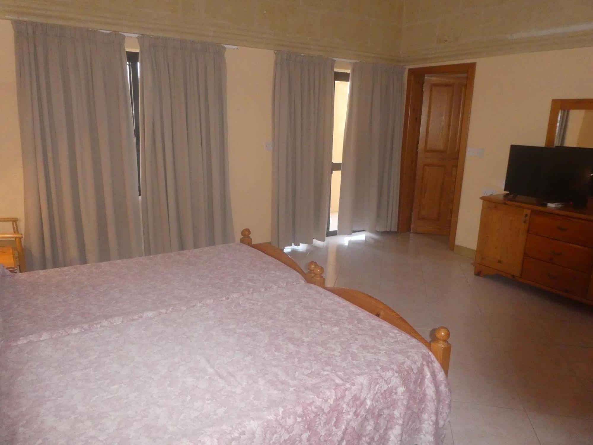 San Antonio 3* Xlendi
